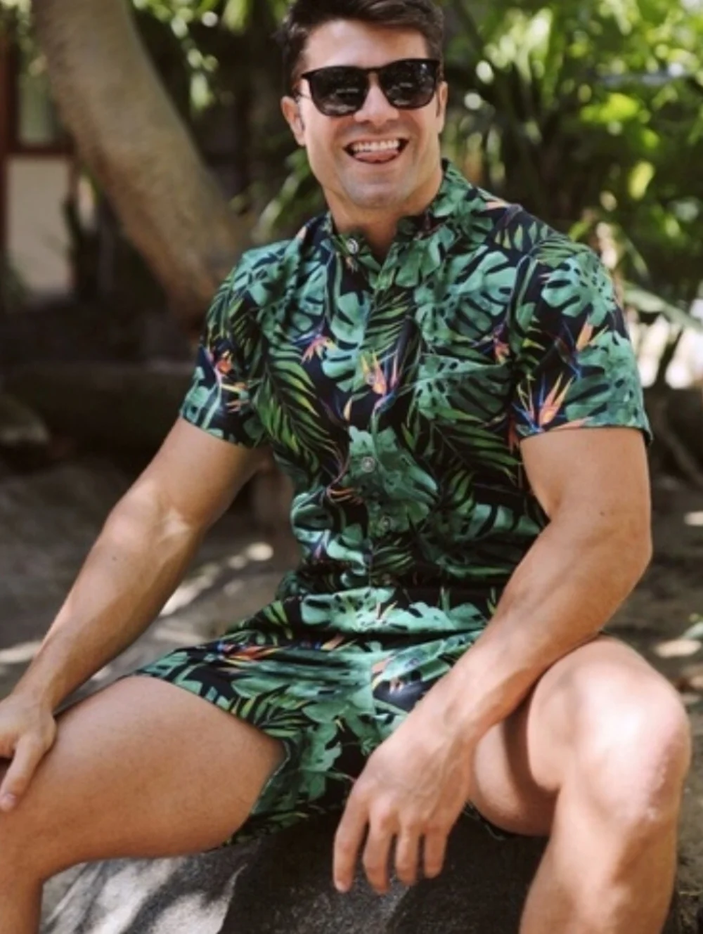 Tipsy Elves Tropical Leaf Print Jungle Romphim Romper New Small - Picture 12 of 12